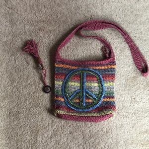 Beaded peace sign bag ✌🏼